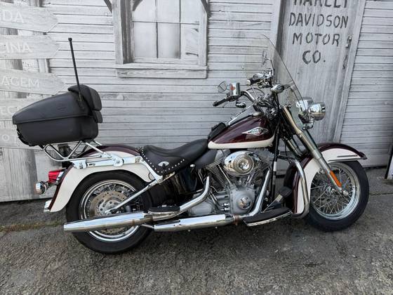 HARLEY-DAVIDSON SOFTAIL HERITAGE CUSTOM 